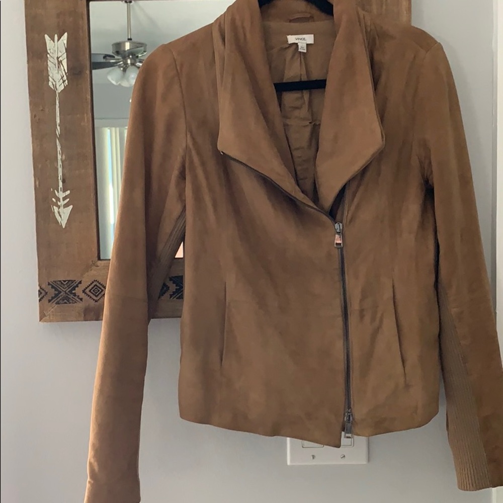 Vince genuine leather Cross front jacket w pockets